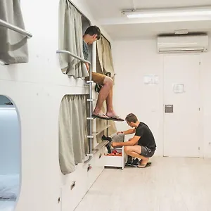 Onefam Ramblas Hostel Barcelona